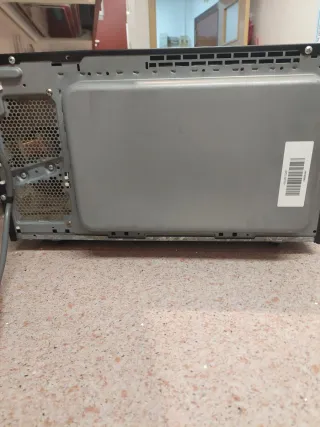 Microondas Metálico