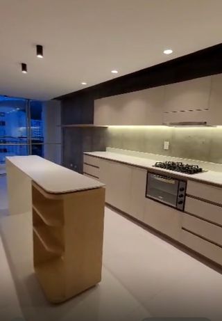 Todo lo relacionado con la obra