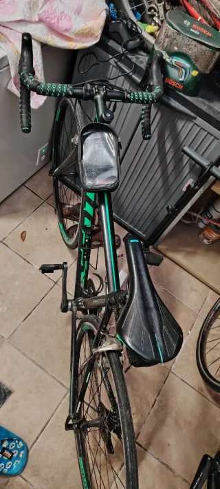 Bicicleta Carretera Scott Negra y Verde talla s