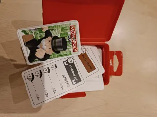 Monopoly Deal Gioco da Viaggio Rosso