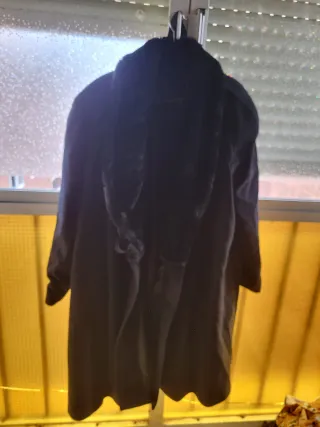 Traje de chaqueta y pantalón negro