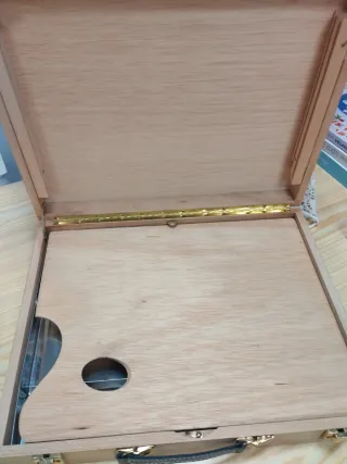 Caja de madera para pinturas marca MIR