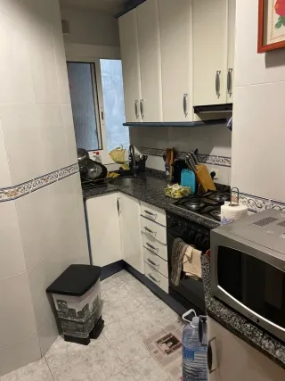 Somos carpinteros.. 30 años montando muebles..