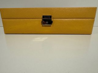 Porta orologi in pelle gialla