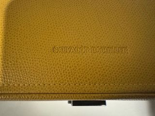 Porta orologi in pelle gialla