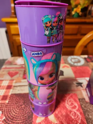 Muñeca Jenna con pelo arcoíris