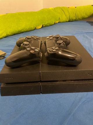 PS4 (PlayStation 4) Negra
