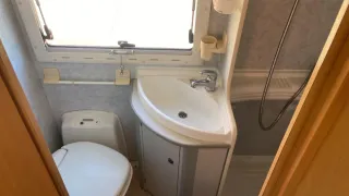 Autocaravana Ford transit modelo Chauson welcom 67