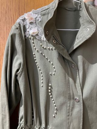 Chaqueta Parca Verde Militar con Adornos Talla S/M