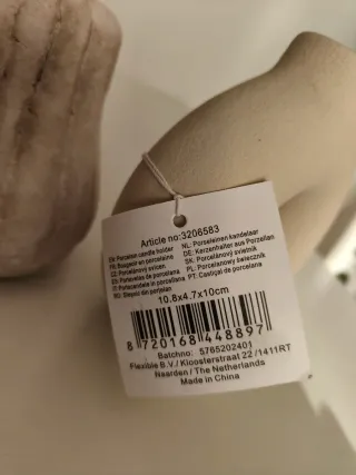 Decorazioni in ceramica beige e marrone