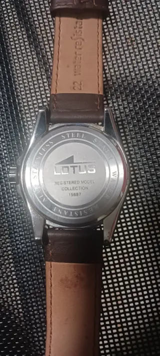 Reloj Lotus Multifunción Negro y Plateado