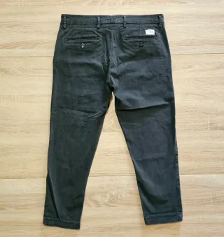 Pantaloni uomo grigi