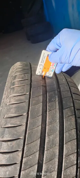 Michelin Pilot 205/45 ZR17 88W  Neumáticos 04