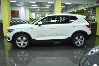 Volvo XC40 2.0 D3 MOMENTUM PRO AUTO -2020