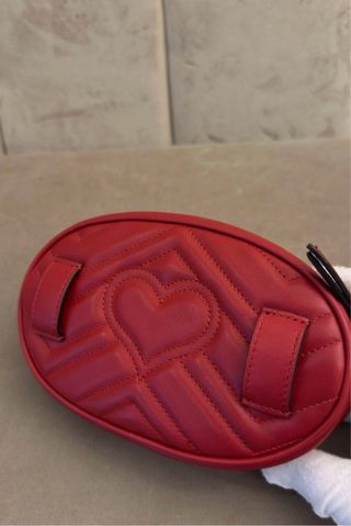 Riñonera Gucci GG Marmont Roja