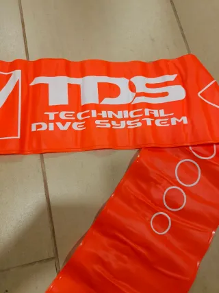 Boya de buceo TDS con carrete