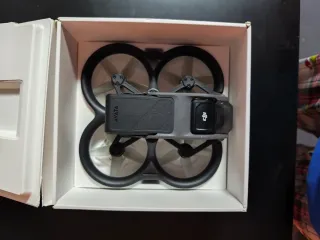 Dron DJI Avata Negro