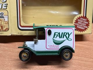 Vehículo de reparto Days Gone de Lledo año 1983