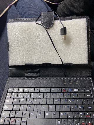 Funda Tablet Universal con Teclado