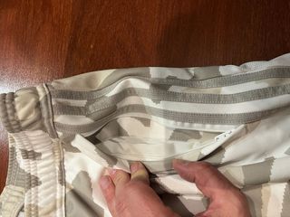 Pantalón Adidas Camuflaje Beige/Blanco