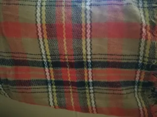 Bufanda cuadros flecos nueva con etiqueta