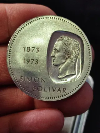2 Monedas de Plata de  10 y un Bolívar 35,2 gramos