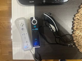Nintendo Wii U Negra + Juegos y Accesorios
