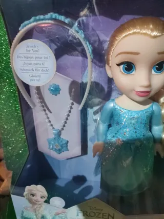 Muñeca Elsa Frozen con Joyas