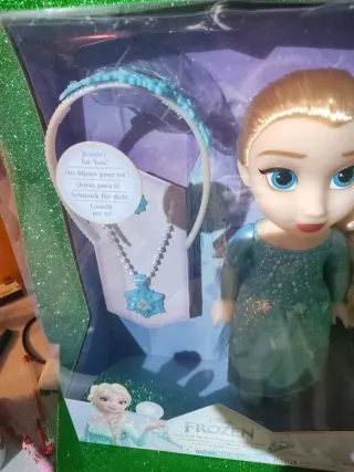 Muñeca Elsa Frozen con Joyas