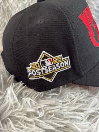 Gorra New Era Yankees 9Forty Ajustable Negra Roja