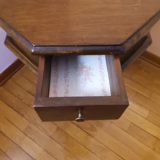 Tavolino in legno noce anni 70-80