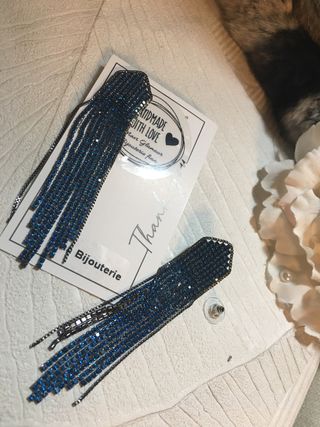 Pendientes largos piedras azules , ( fotos) UNICOS