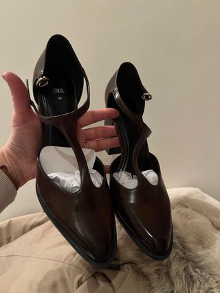 Zapatos tacón Zara marrones talla 38