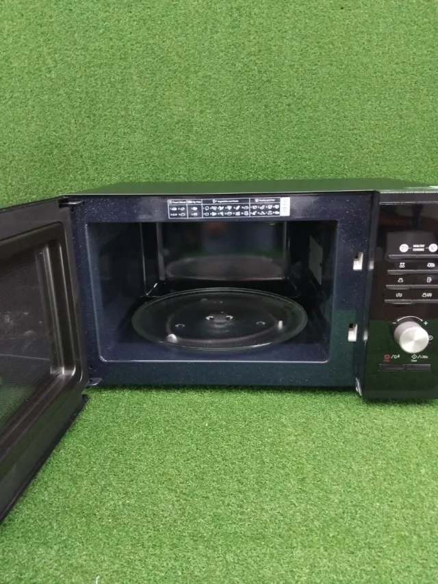Microonde Samsung Nero