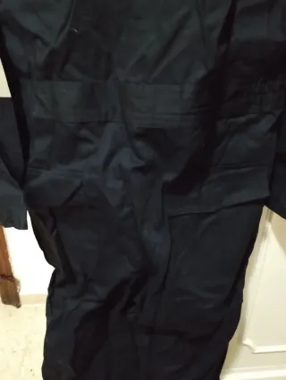 Mono de trabajo azul con reflectantes