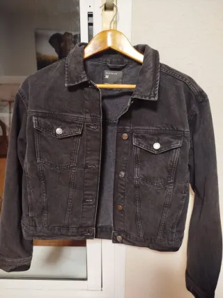 Cazadora vaquera negra Talla M