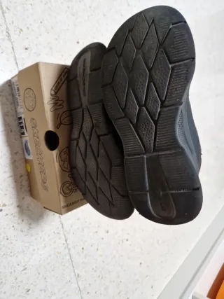 Zapatillas Skechers niño negras