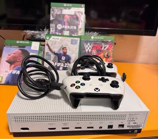 Xbox One S 1TB + 2 Controller + Giochi