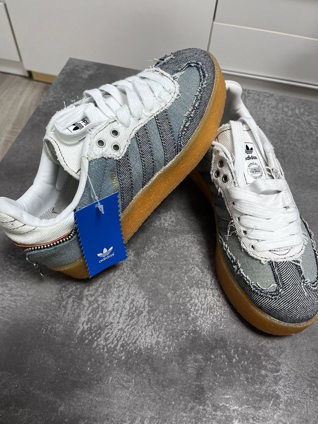 adidas gazelle silver green womens Adidas Samba OG Cream White Sand Strata – COLLECT main image 1