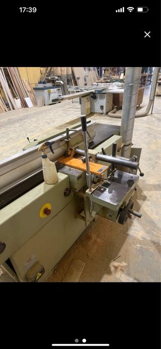 Labrante de carpintería