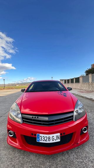Opel Astra GTC 2008