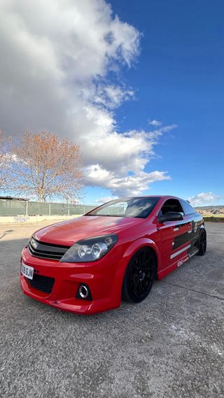 Opel Astra GTC 2008