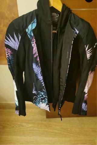 Chaqueta Alpinestars con estampado floral