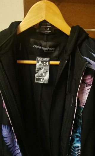 Chaqueta Alpinestars con estampado floral