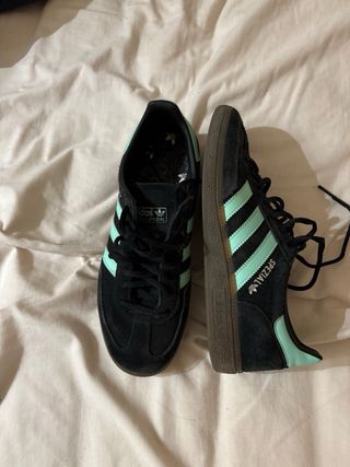Adidas Spezial Negro y Verde Menta