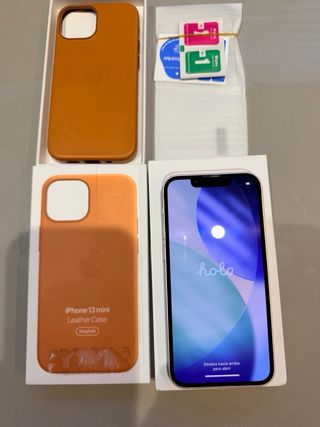 iPhone 13 mini rosa 256GB + custodia in pelle