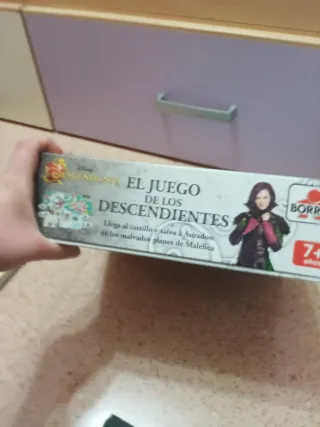 Juego de mesa Descendientes Borras