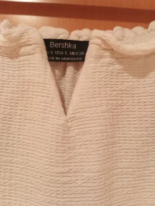 2 Blusas Tops Lote Bershka/primark blancas.