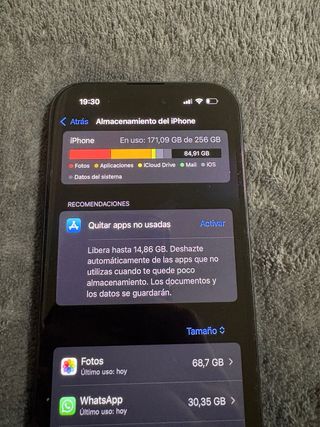 iPhone 16 256GB Negro