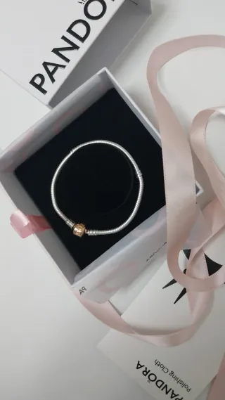Pulsera Pandora talla 18 cm.